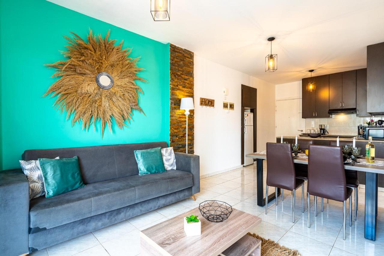 Araminta 2-Bedroom Apartment In Larnaca Exterior photo